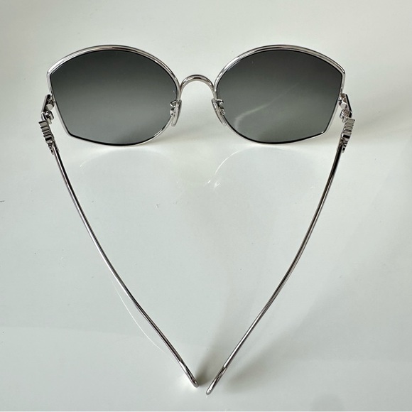 NEW!!! Loewe LW40069U 16B sunglasses Authentic Retail 385$ - Picture 8 of 8